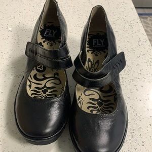 Fly london woka black